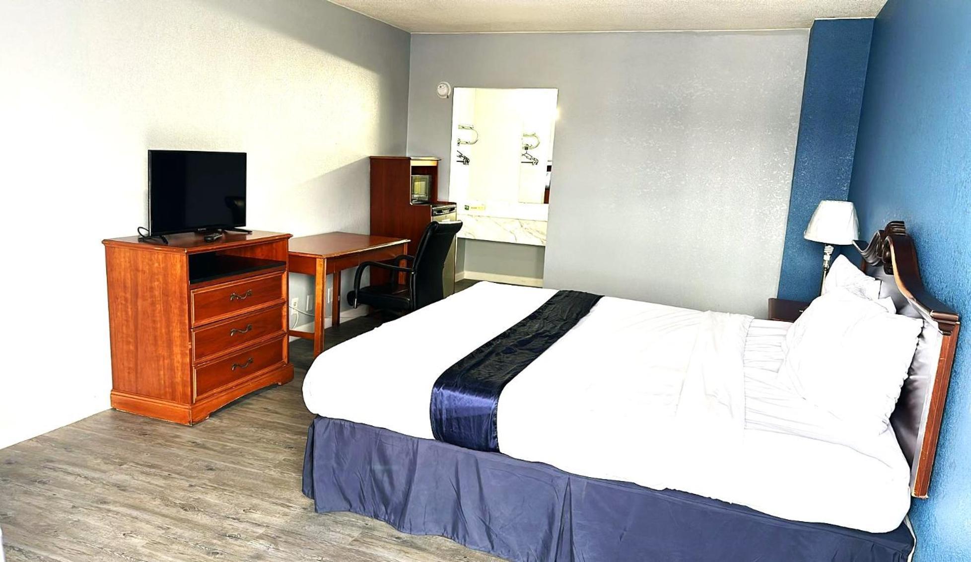 Travelodge By Wyndham Md Motel 2*